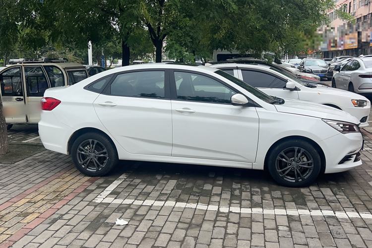Used CHANGAN Eado DT 2021 1.6L Manual Luxury Model Exterior 2