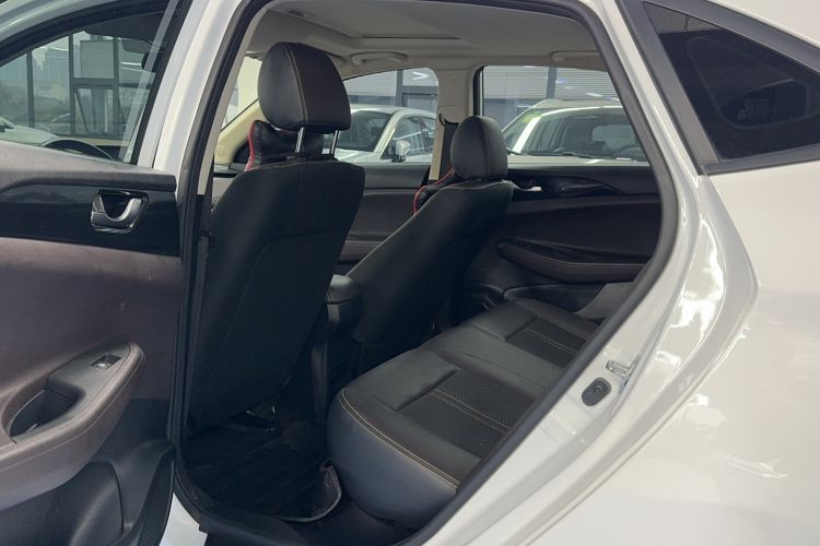 Used CHANGAN Eado DT 2021 1.6L Automatic Luxury Model Exterior 8