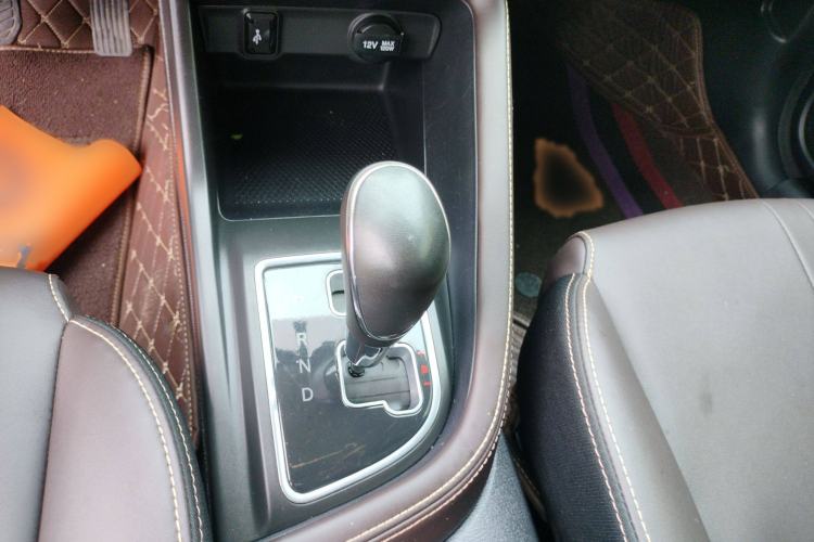 Used CHANGAN Eado DT 2021 1.6L Automatic Luxury Model Gear Lever