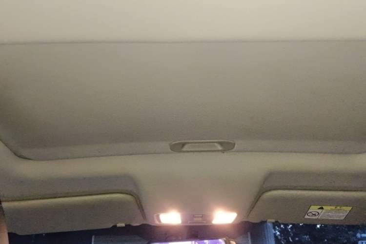 Used CHANGAN Eado DT 2021 1.6L Automatic Luxury Model Headliner