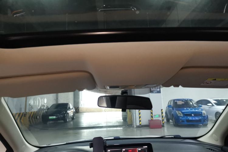 Used CHANGAN Eado DT 2021 1.6L Automatic Luxury Model Headliner