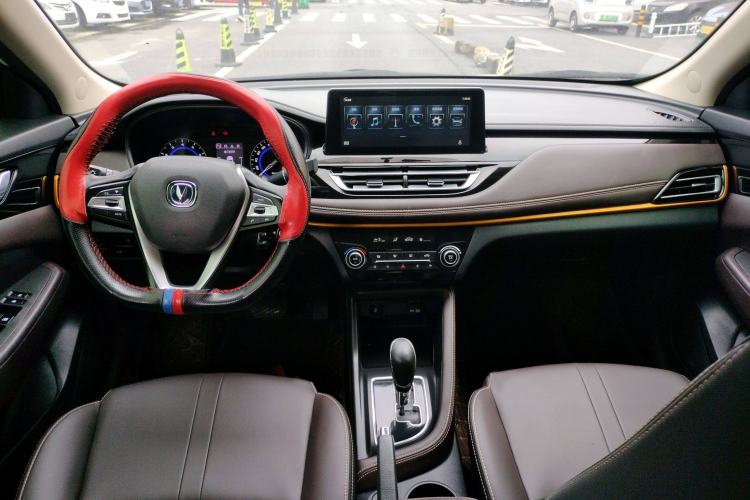Used CHANGAN Eado DT 2021 1.6L Automatic Luxury Model Interior 2