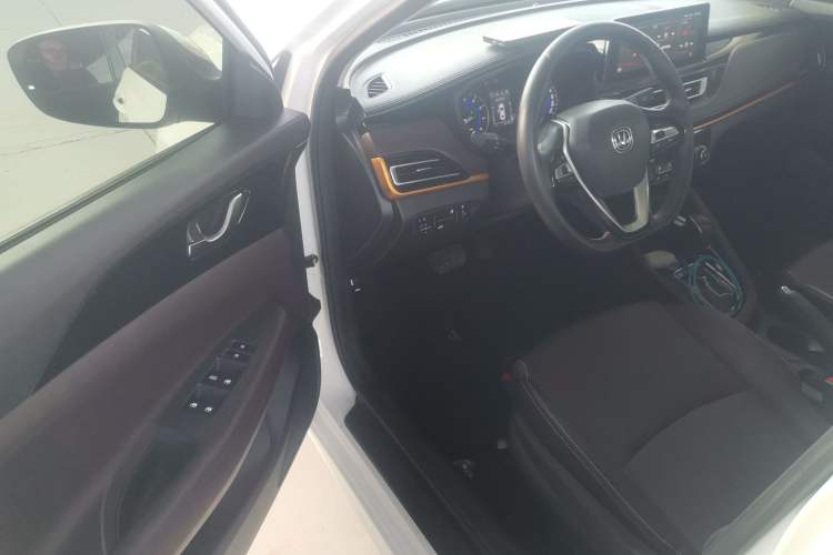 Used CHANGAN Eado DT 2021 1.6L Automatic Luxury Model Interior 3