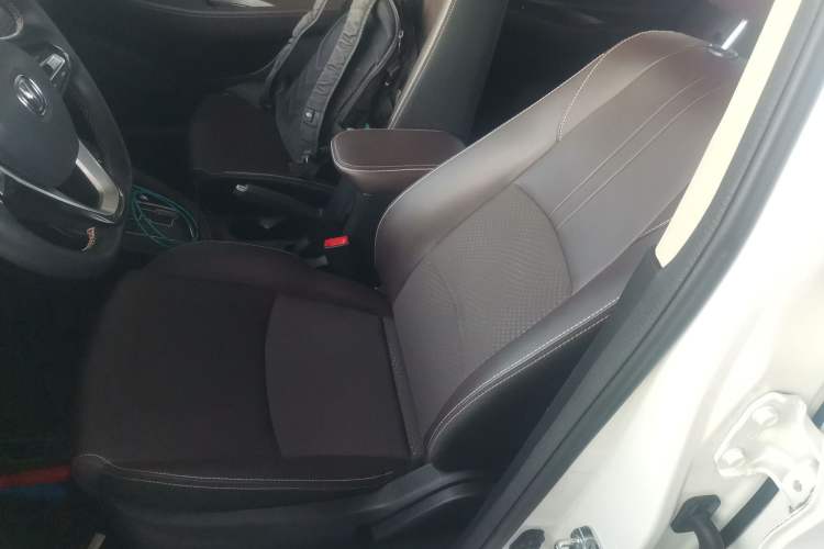 Used CHANGAN Eado DT 2021 1.6L Automatic Luxury Model Left Front Seat