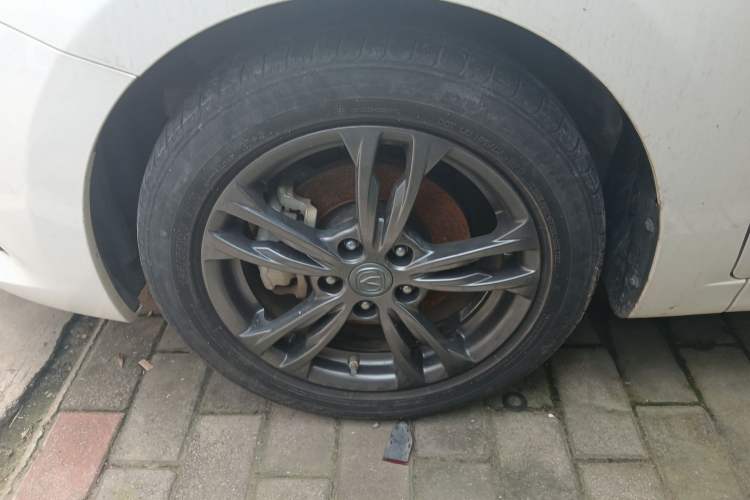 Used CHANGAN Eado DT 2021 1.6L Manual Luxury Model Left Front Wheel Hub