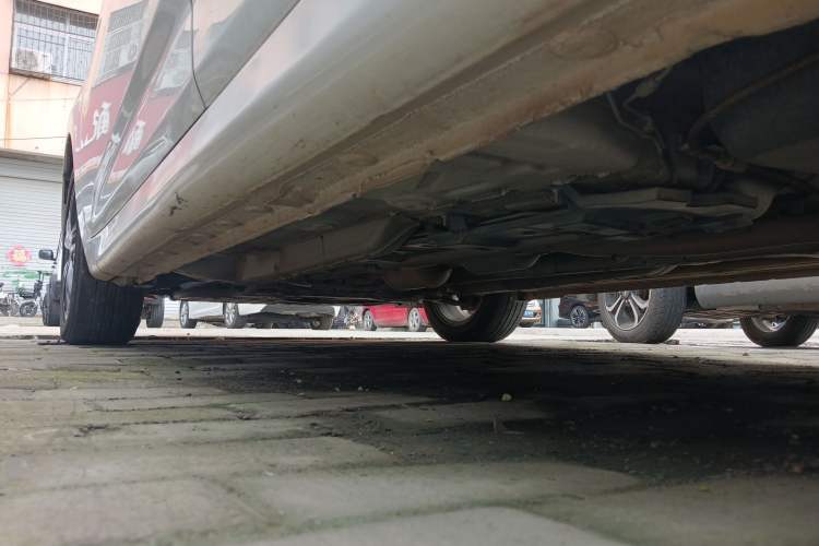 Used CHANGAN Eado DT 2021 1.6L Manual Luxury Model Left Side Sill