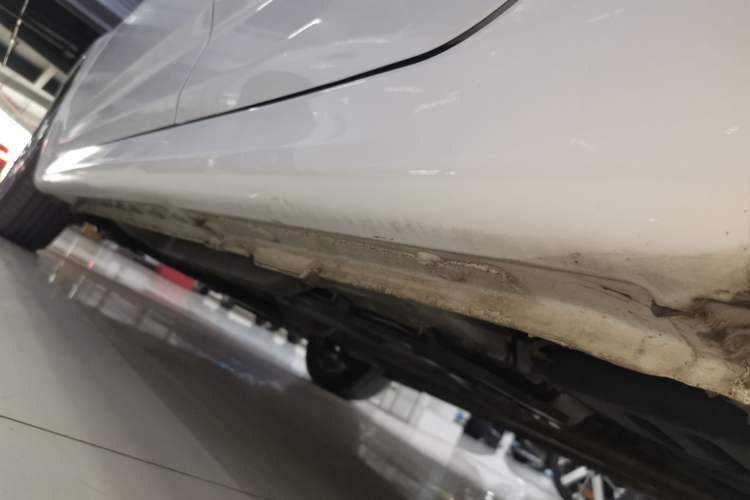 Used CHANGAN Eado DT 2021 1.6L Automatic Luxury Model Left Side Sill