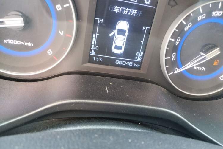 Used CHANGAN Eado DT 2021 1.6L Automatic Luxury Model Odometer Close Up