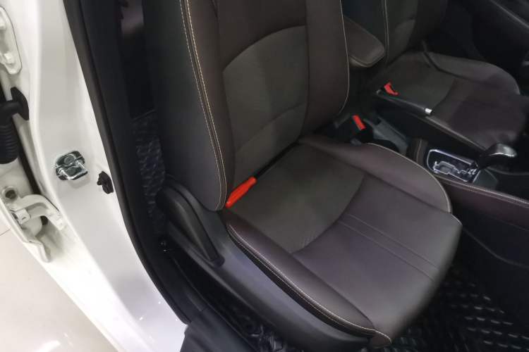 Used CHANGAN Eado DT 2021 1.6L Automatic Luxury Model Right Front Seat