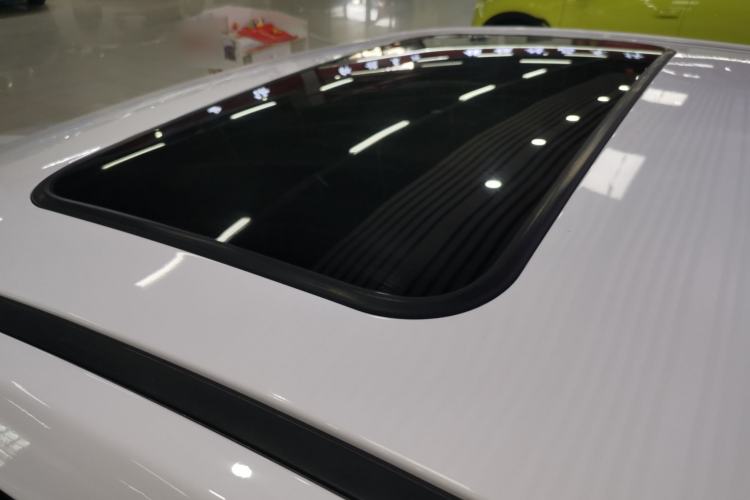 Used CHANGAN Eado DT 2021 1.6L Automatic Luxury Model Roof