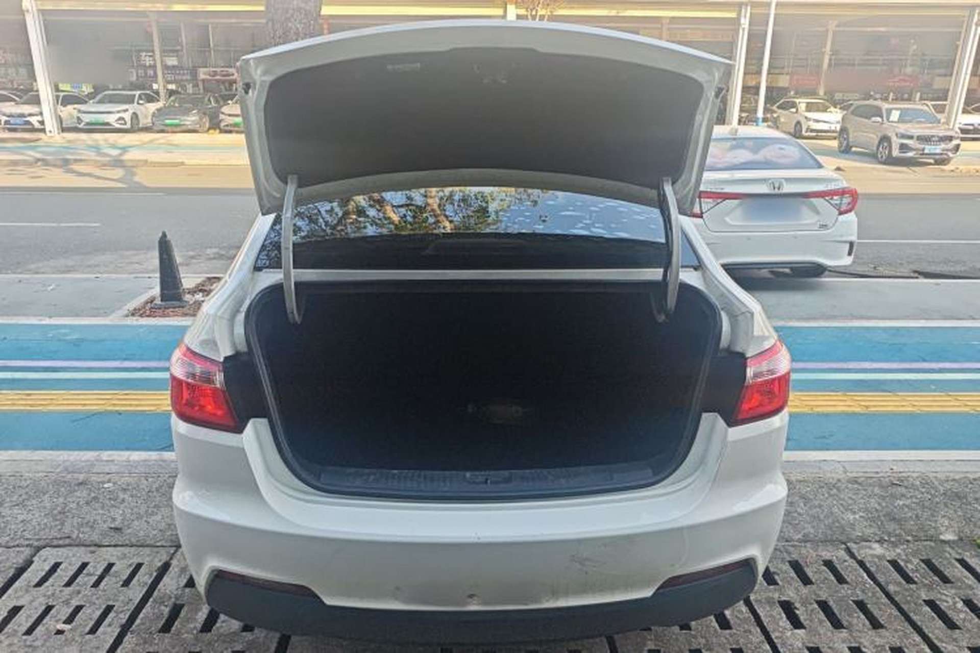 Used CHANGAN Eado DT 2021 1.6L Automatic Luxury Model Trunk