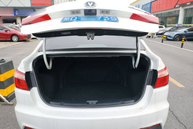 Used CHANGAN Eado DT 2021 1.6L Automatic Luxury Model Trunk