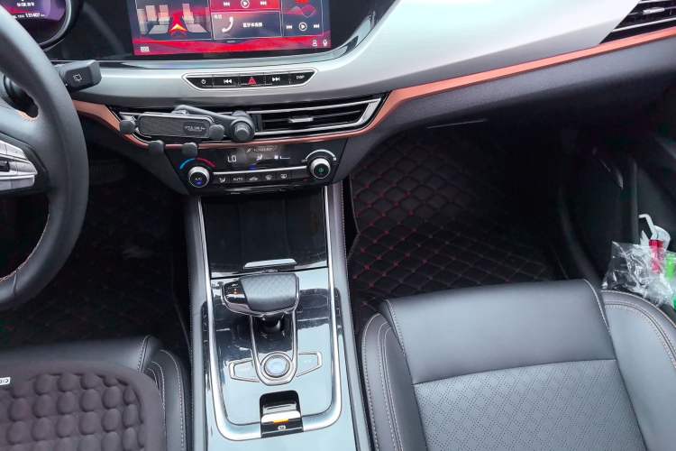 Used CHANGAN Eado ET 2019 Encore Edition Interior 6
