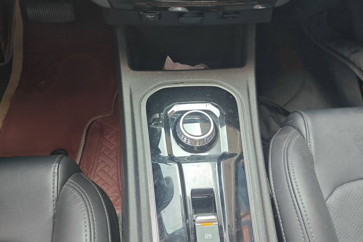 Used CHANGAN Eado New Energy 2022 EV460 Smart Ride-Hailing Edition – Lithium Iron Phosphate Gear Lever