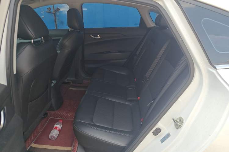Used CHANGAN Eado New Energy 2022 EV460 Smart Ride-Hailing Edition – Lithium Iron Phosphate Interior 4