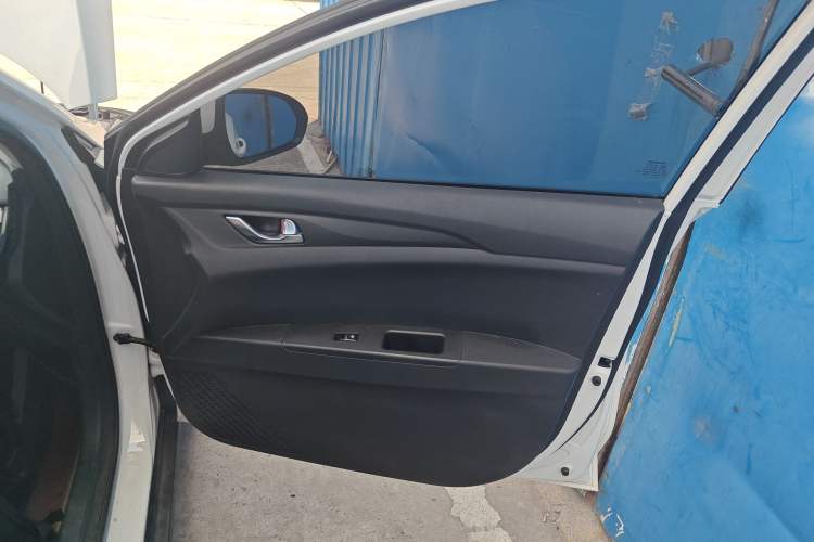 Used CHANGAN Eado New Energy 2022 EV460 Smart Ride-Hailing Edition – Lithium Iron Phosphate Interior 5