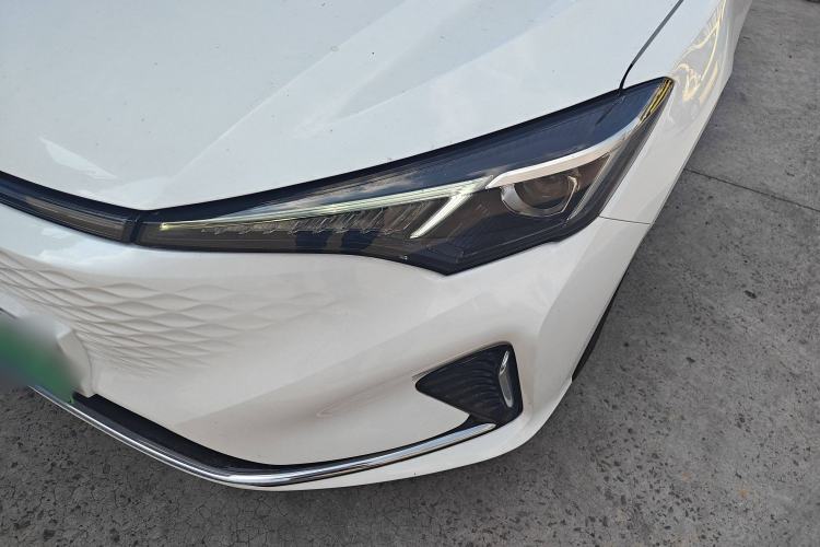 Used CHANGAN Eado New Energy 2022 EV460 Smart Ride-Hailing Edition – Lithium Iron Phosphate Left Front Headlight