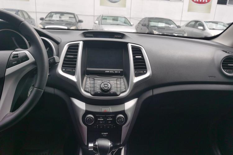 Used CHANGAN Eado New Energy 2016 Pure Electric Deluxe Model Audio And AC Panel