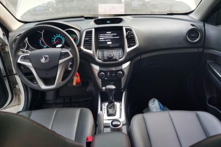 Used CHANGAN Eado New Energy 2016 All-Electric Luxury Model Center Console