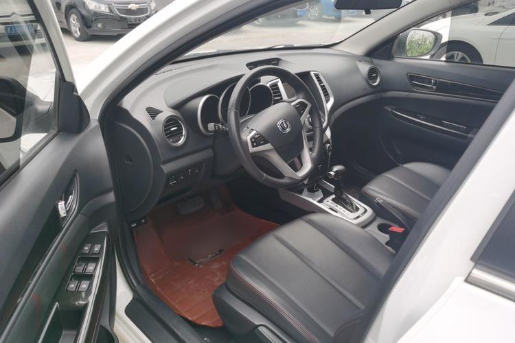 Used CHANGAN Eado New Energy 2016 Pure Electric Deluxe Model Driver Seat