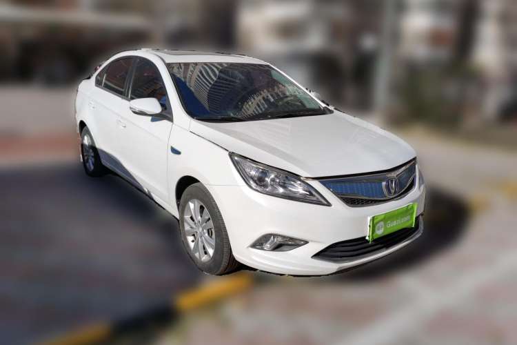 Used CHANGAN Eado New Energy 2016 All-Electric Luxury Model Front Right 45 Deg