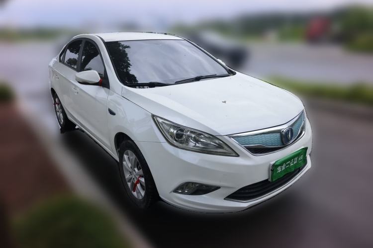 Used CHANGAN Eado New Energy 2016 Pure Electric Elite Model Front Right 45 Deg