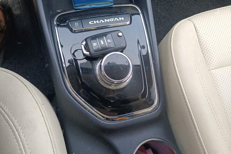 Used CHANGAN Eado New Energy 2016 Pure Electric Premium Model Gear Lever