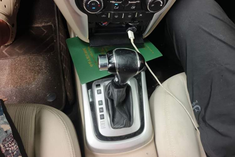 Used CHANGAN Eado New Energy 2016 Pure Electric Elite Model Gear Lever