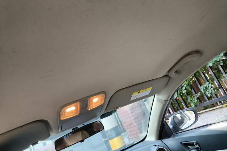Used CHANGAN Eado New Energy 2016 Pure Electric Enjoyment Model Headliner