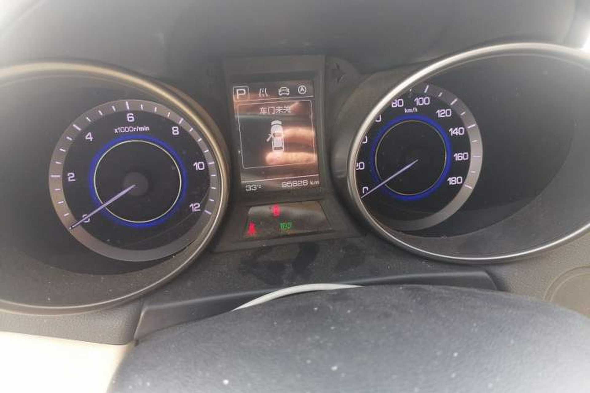 Used CHANGAN Eado New Energy 2016 Pure Electric Deluxe Model Odometer Close Up