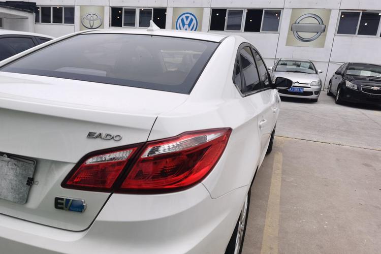 Used CHANGAN Eado New Energy 2016 Pure Electric Deluxe Model Rear Right 45 Deg