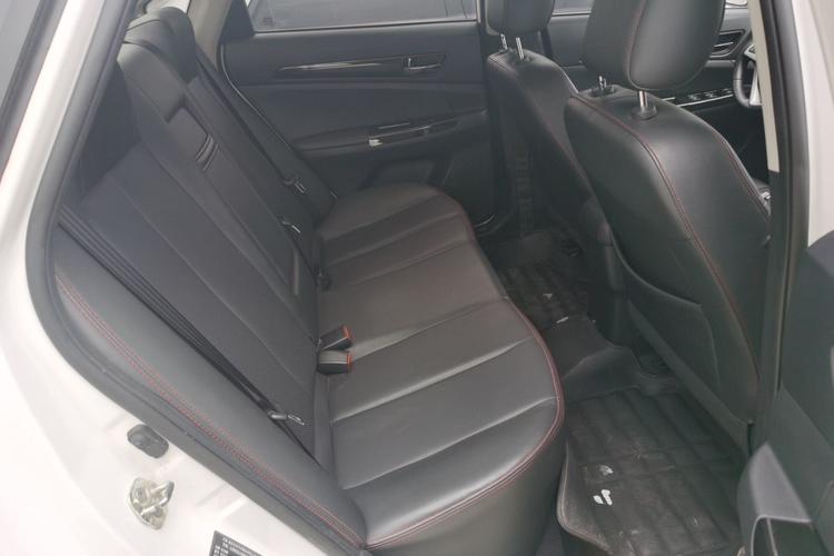 Used CHANGAN Eado New Energy 2016 Pure Electric Deluxe Model Right Rear Seat