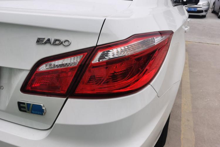 Used CHANGAN Eado New Energy 2016 Pure Electric Deluxe Model Right Rear Taillight