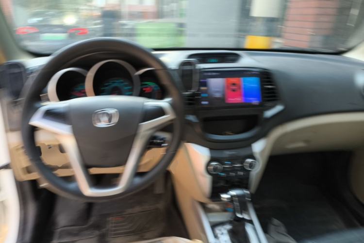Used CHANGAN Eado New Energy 2016 Pure Electric Enjoyment Model Steering Wheel