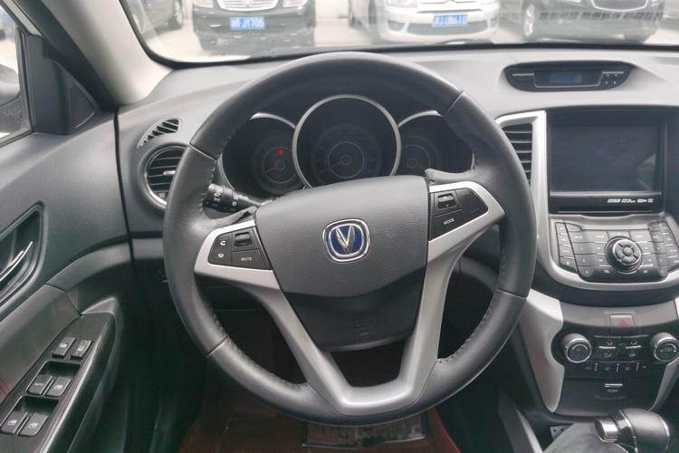 Used CHANGAN Eado New Energy 2016 Pure Electric Deluxe Model Steering Wheel