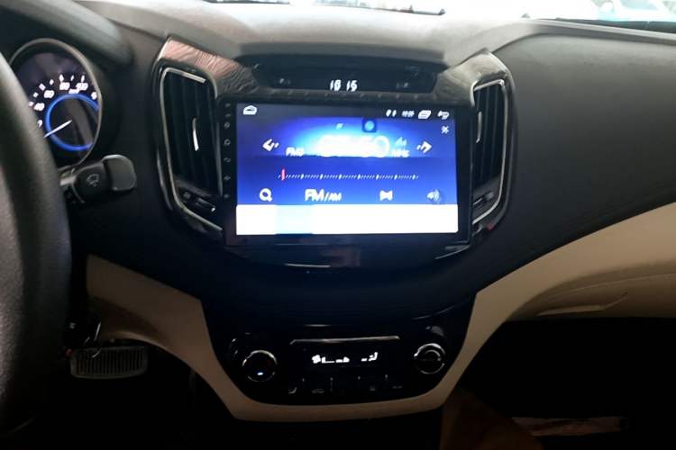 Used CHANGAN Eado New Energy 2018 EV300 Enjoyment Model Audio And AC Panel