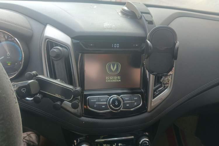 Used CHANGAN Eado New Energy 2018 1.0T PHEV Navigation Model Audio And AC Panel