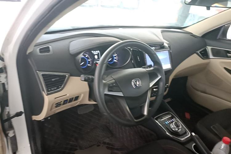 Used CHANGAN Eado New Energy 2018 EV300 Enjoyment Model Center Console