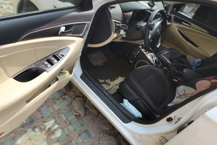 Used CHANGAN Eado New Energy 2018 EV300 Enjoyment Model Driver Seat