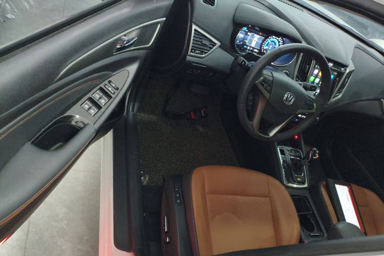 Used CHANGAN Eado New Energy 2018 1.0T PHEV Navigation Model Driver Seat