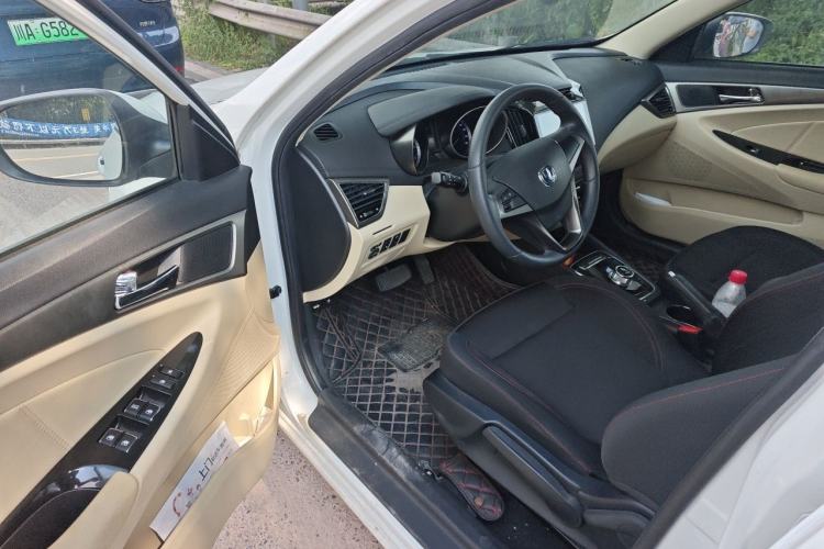 Used CHANGAN Eado New Energy 2018 EV300 Enjoyment Model Driver Seat