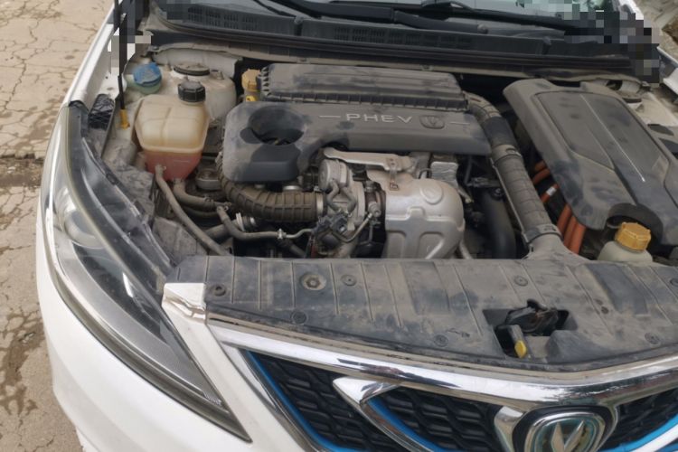 Used CHANGAN Eado New Energy 2018 1.0T PHEV Navigation Model Engine Bay Right