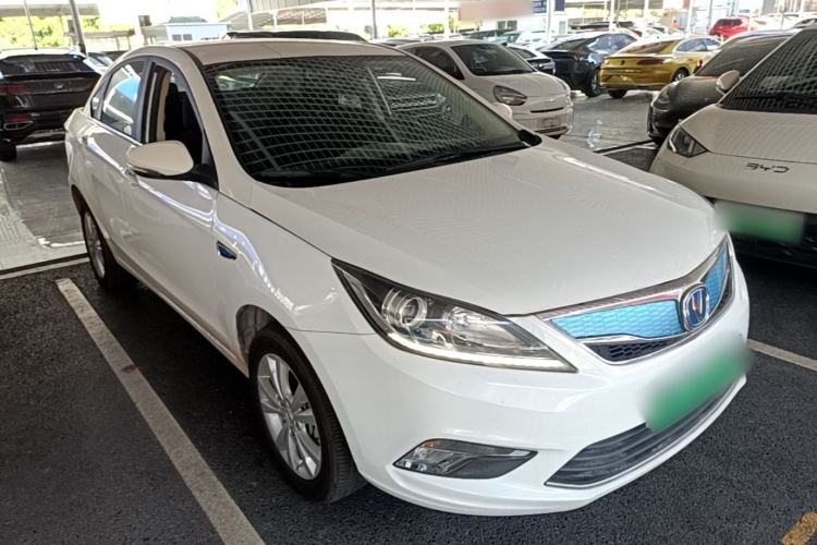 Used CHANGAN Eado New Energy 2018 EV300 Enjoyment Model Front Right 45 Deg