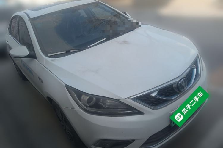 Used CHANGAN Eado New Energy 2018 1.0T PHEV Navigation Model Front Right 45 Deg