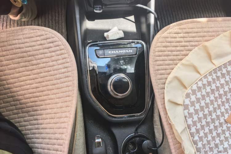 Used CHANGAN Eado New Energy 2018 EV300 Enjoyment Model Gear Lever