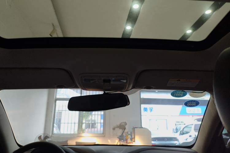 Used CHANGAN Eado New Energy 2018 1.0T PHEV Navigation Model Headliner