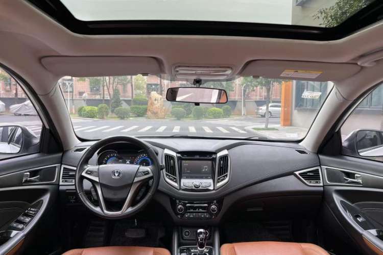 Used CHANGAN Eado New Energy 2018 1.0T PHEV Navigation Model Interior 1