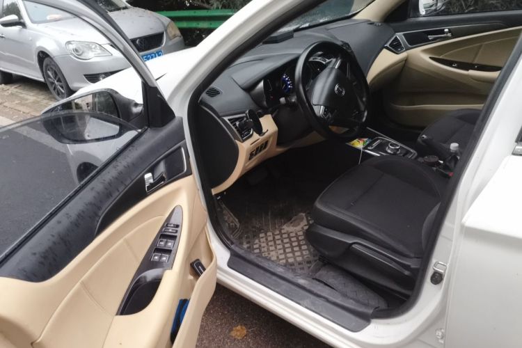 Used CHANGAN Eado New Energy 2018 EV300 Enjoyment Model Left Front Seat