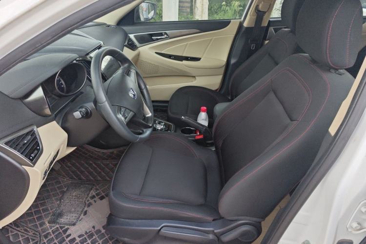 Used CHANGAN Eado New Energy 2018 EV300 Enjoyment Model Left Front Seat