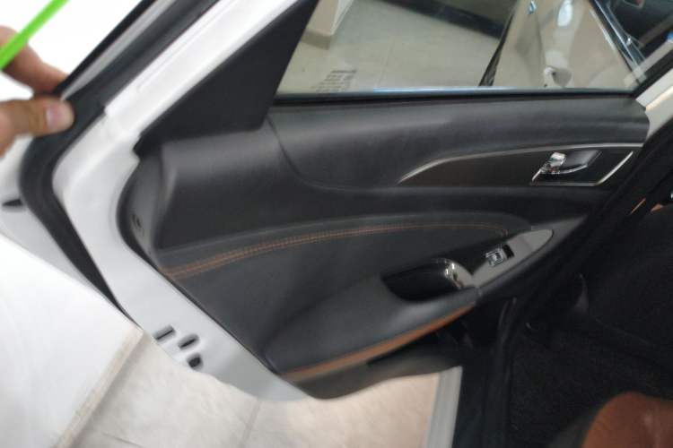 Used CHANGAN Eado New Energy 2018 1.0T PHEV Navigation Model Left Rear Door Interior